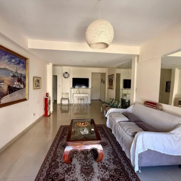 Venta Departamento 3 ambientes 2 baños balcón Belgrano