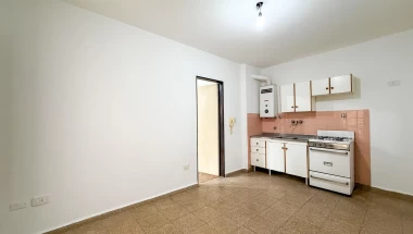Departamento en venta, Lourdes, Rosario, 1 dormitorio sin balcón, inversion !