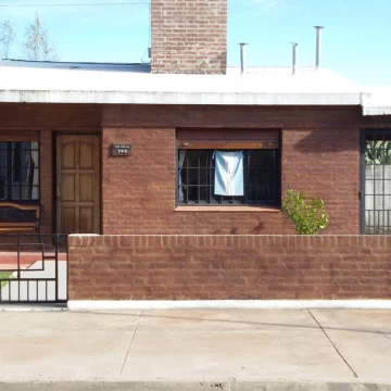 VENDO CASA EN COSQUIN