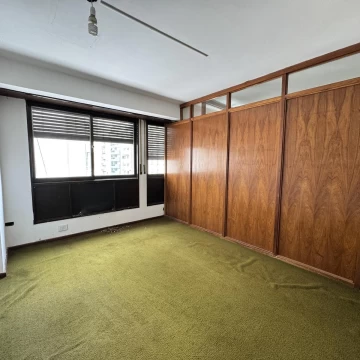 VENTA DE OFICINA EN PLENO CENTRO – IDEAL ESTUDIO JURIDICO O INVERSIÒN