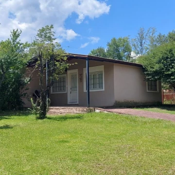 ROSSI BIENES RAICES VENDE CABAÑAS Y CASA EN COSQUIN