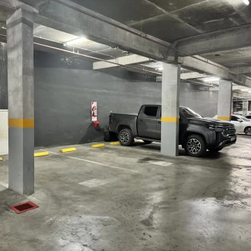 VENTA DE  COCHERA EN COMPLEJO GNI COFICO | SEGURIDAD 24 HS