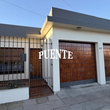 Casa en Banfield Este
