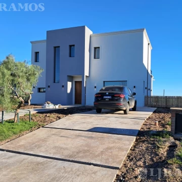 Casa en San Sebastián AREA 1 MB