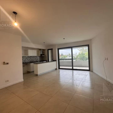 Departamento de 2 ambientes en Alquiler,  en Pilar, con cochera