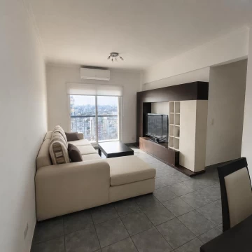 DEPARTAMENTO EN VENTA 4 AMBIENTES CON BALCON MUY LUMINOSO- PERMUTA .