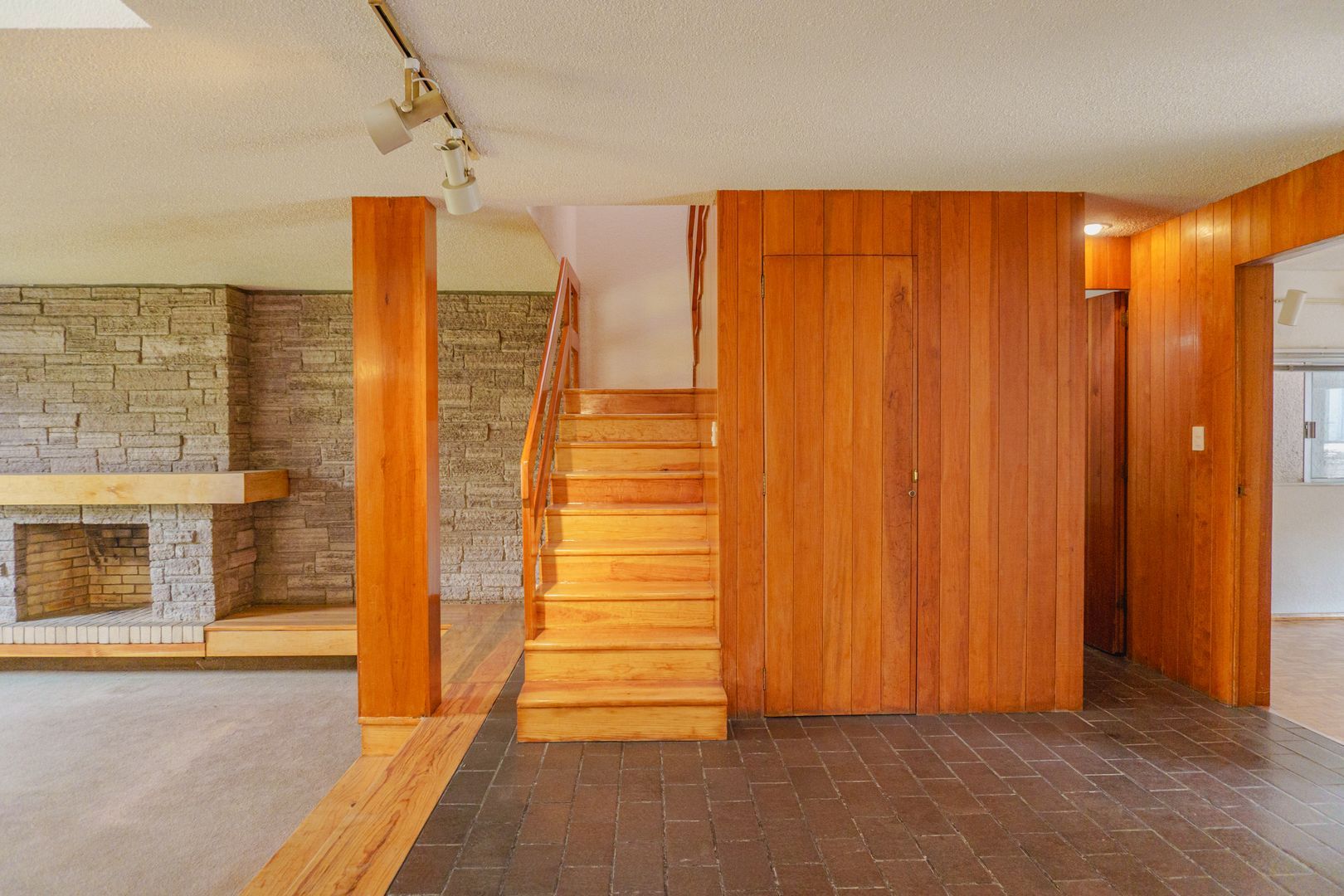 Diamond-House-01297.jpg