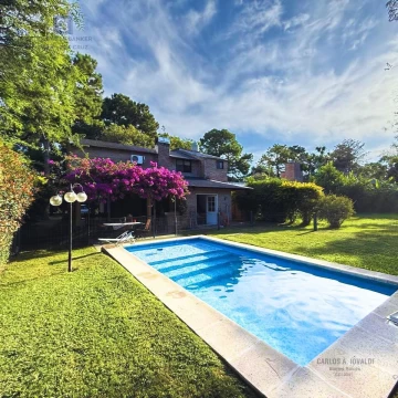 Casa en Ubajay