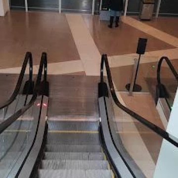 1786645042.jpg