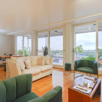 Venta Dpto. PISO Nuñez  4  amb con dependencia. Vista panorámica MUCHA LUZ PISO ALTO