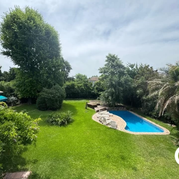 Casa sobre lote de 1.260 mts en venta - Los Lagartos c.c.