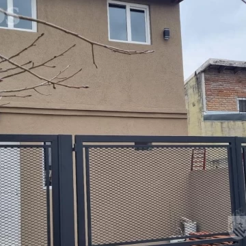 DUPLEX EN ALQUILER A ESTRENAR CON COCHERA 3 AMBIENTES