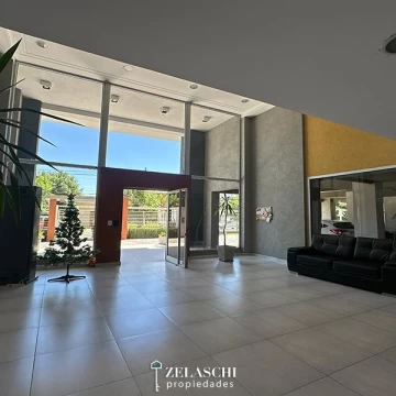 ALQUILER: Departamento 2 ambientes con cochera: Bonifacini, Caseros