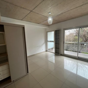 Alquiler monoambiente en Villa urquiza muy luminoso