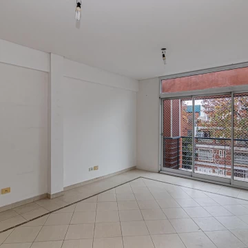 Dúplex| 2 Ambientes | Venta V Urquiza | Terraza propia