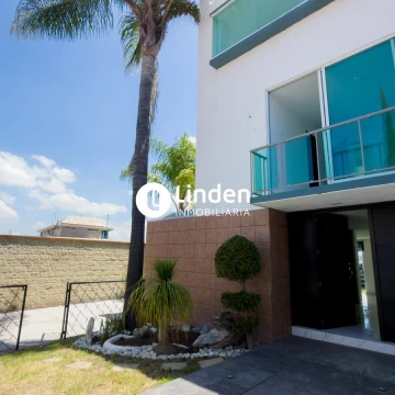 Casa en Venta en La Calera, Puebla.