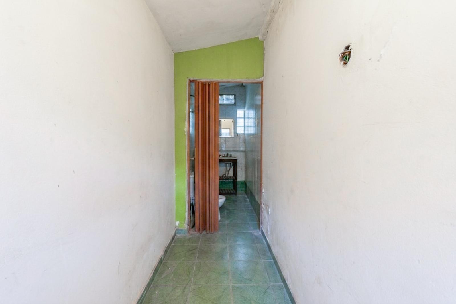 Cuarto de servicio, con toilet para salida de pileta.