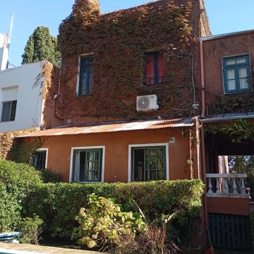 Casa  de estilo en venta en corazón de Tigre