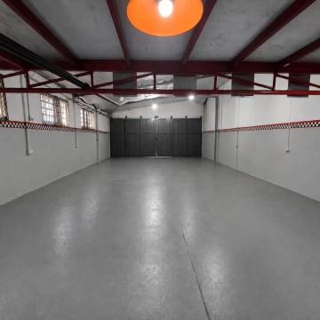 Galpón   monoambiente entrada independiente Financiación Sarandí