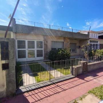 Alquiler disponible en Octubre Lomas de Alberdi