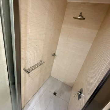 1786735647.jpg
