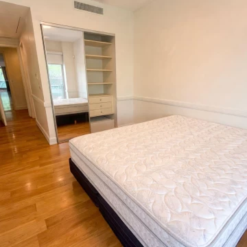 1786735648.jpg
