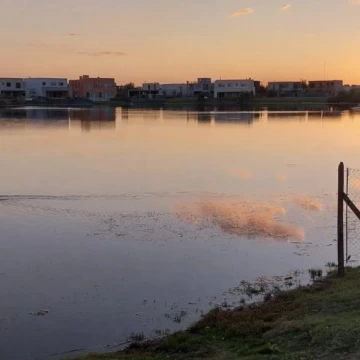 Venta Lote al agua en Barrio Santa Ana - Villanueva