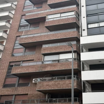 En Venta depto de 1 dormit y medio (o escritorio ) en Nueva Cordoba Calle J.M. Pueyrredon 64