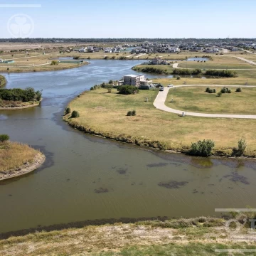 Lote central en Pueblos del Plata, Gaboto. Financiado!!! posesión inmediata. Hudson.