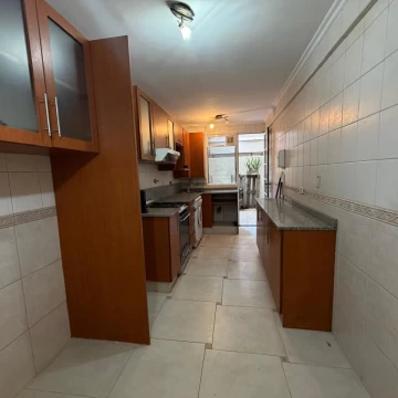 Venta Departamento 4 ambientes c/cochera en Parque Chacabuco