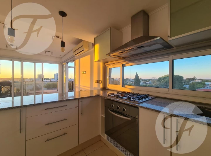 OPORTUNIDAD DE COMPRA EN SAN PEDRO | Venta de departamento céntrico de 2 dormitorios con cochera