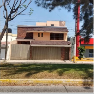 Amplia CASA EN Renta EN Camino REAL – Santa Teresa DE JESÚS
