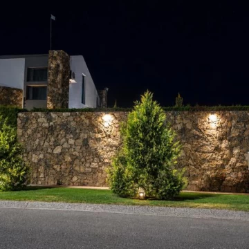 Casa en Venta - Frente a Dalvian Barrio Alta Mendoza