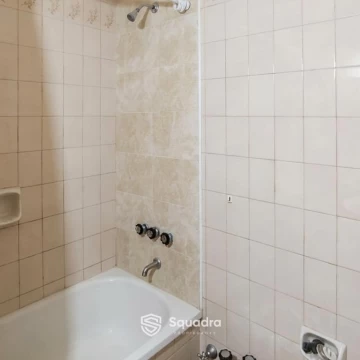 1787065976.jpg