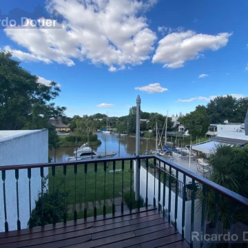 1787066593.jpg