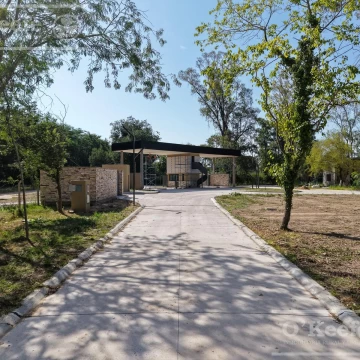 Lote en venta en Aires de Hudson Noroeste. Con financiacion. Hudson