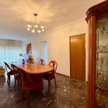 Venta departamento 3 ambientes 2 baños balcón Villa Crespo
