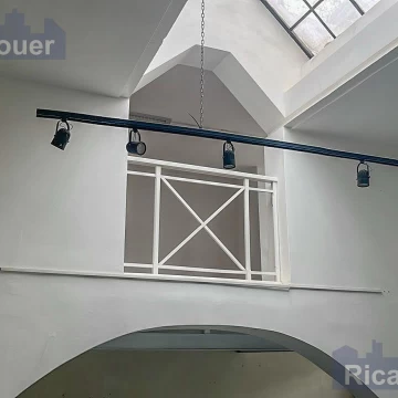 1787070201.jpg
