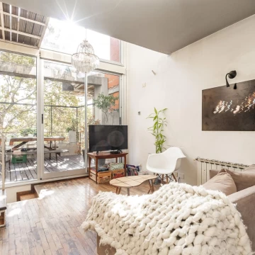 Departamento triplex en venta - 3 ambientes con terraza propia y cochera - Palermo Hollywood