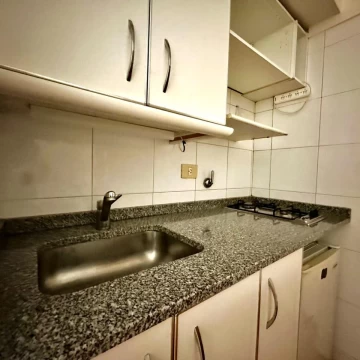 1787074032.jpg