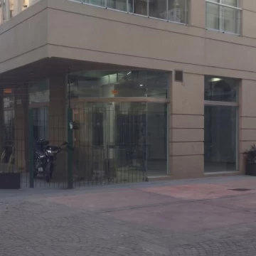 Local comercial a estrenar en Flores