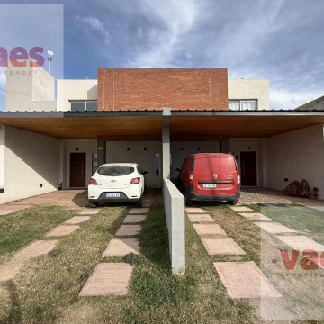 ALQUILER – Dúplex de 3 dormitorios Rincones de Manantiales