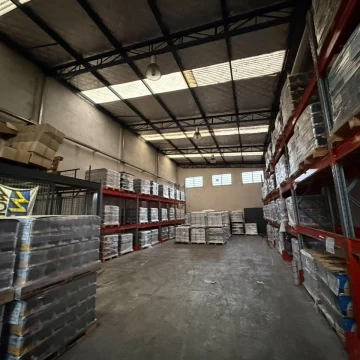 Depósito 320m2,Pompeya Oficinas 