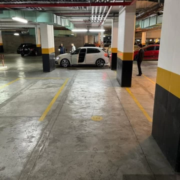 Venta de cochera en Zencity en Puerto Madero