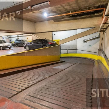 Cochera EN VENTA en Avenida Santa Fe RECOLETA