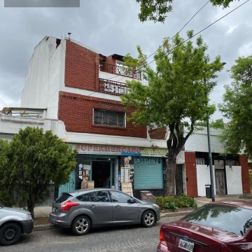 Casa en venta ubicado en velez sarsfield