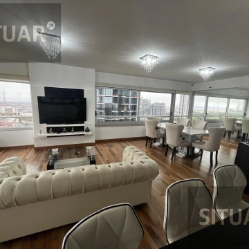 VENTA de departamento 3 amb con cochera en Puerto Madero
