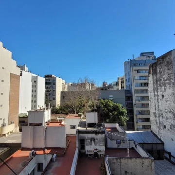 VENTA DEPARTAMENTO 3 AMBIENTES CON BALCON APTO CREDITO EN RECOLETA