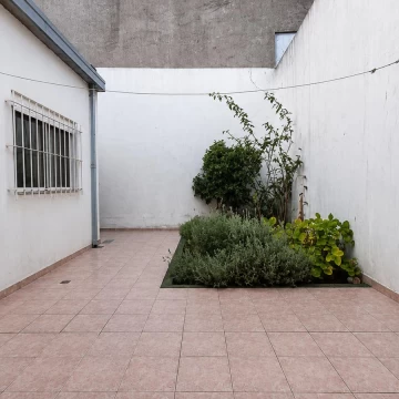 1787081057.jpg