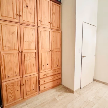 1787081070.jpg